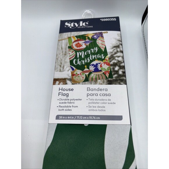 Merry Christmas House Ornament Flag NEW Style Selections 28"x44" Winter Outdoor - Picture 1 of 4